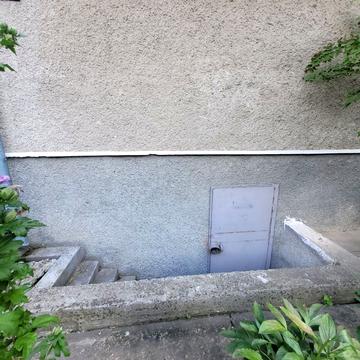 Карла Вишневського вул., 8