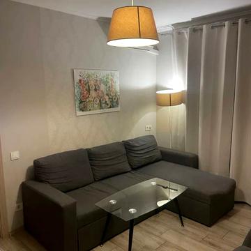 Джерельна вул., 7/5