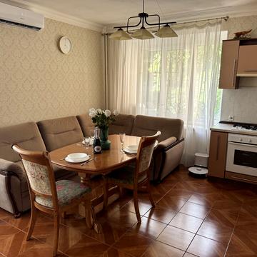 Велика Арнаутська вул., 2а/1