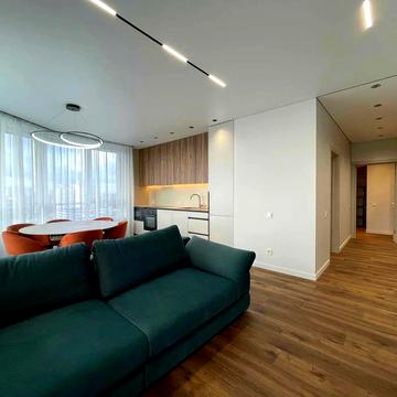 Ужгородський пров., 4/1