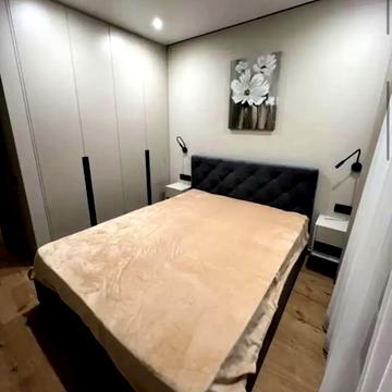 Салютна вул., (Будинок 02301-02303)