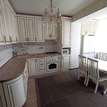 Лесі Українки бульв., 4