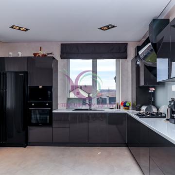 Незалежності вул.