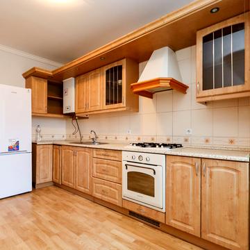 Кардинала Любомира Гузара вул., 15а