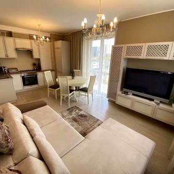 Джерельна вул., 77