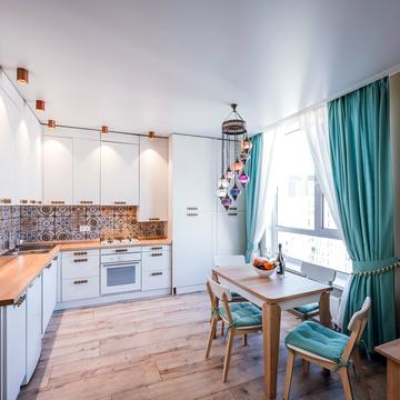 Практична вул., 3