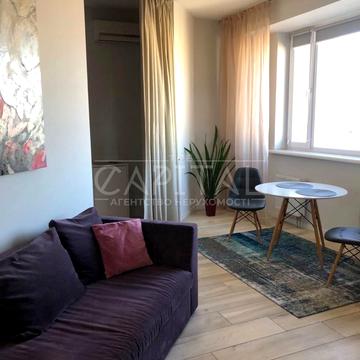 Миколи Міхновського бульв. (Дружби народів), 14-16