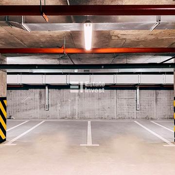 Динамівська вул., 3