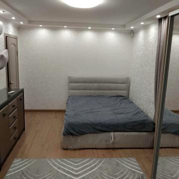 Автозаводська вул., 87-А