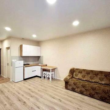 Академіка Шалімова вул., 70/2