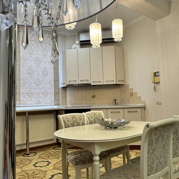 Мокра вул. (Кудряшова), 18