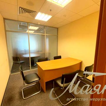 Володимирська вул., 12