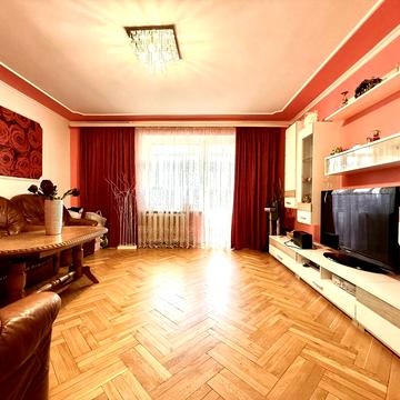 Роксоляни вул., 57