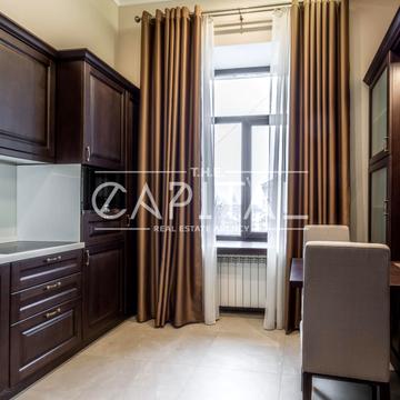 Лютеранська вул., 8