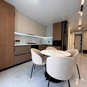 Степана Бандери просп., 46