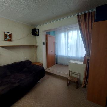 Небесної Сотні просп. (Маршала Жукова), 13