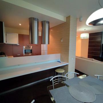 Валерія Лобановського просп. (Червонозоряний), 4-А