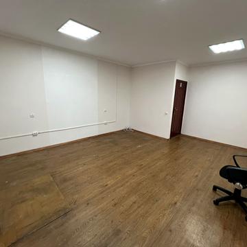 Симона Петлюри вул. (Чкалова), 19