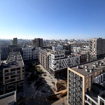 Салютна вул., 2к8