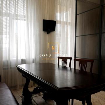 Банкова вул., 3