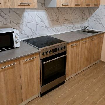 Миколи Гулака вул., 4