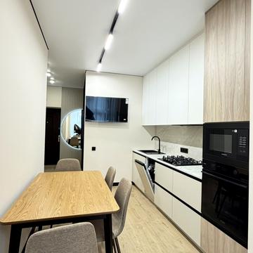 Мартинова просп., (вул. Радісна, 6)