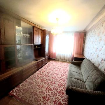 Павла Тичини просп., 13