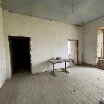 Вокзальна вул., 4