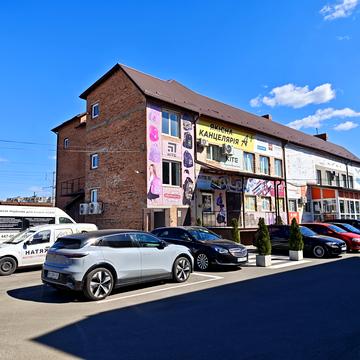 Привокзальний майдан пл., 1