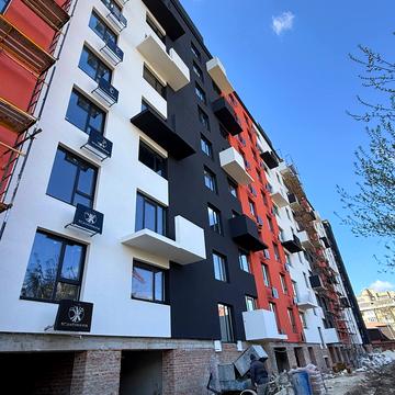 Степана Бандери вул., (Будинок 1)