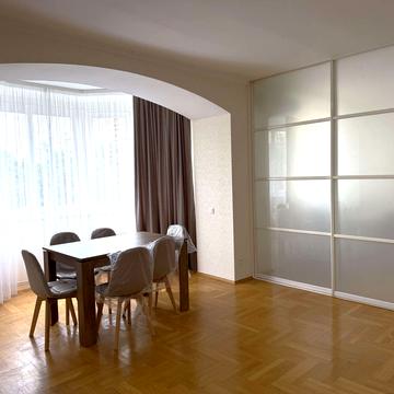 Оболонський просп., 22-В