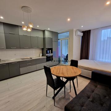 Березнева вул., 16 к4