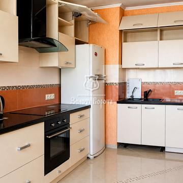 Вишгородська вул., 45-Б/1