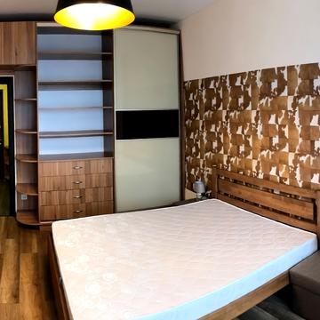 Олексія Вадатурського вул. (Маршала Малиновського), 53-А