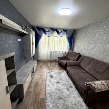 Квартальна вулиц вул. (Гладкова), 12