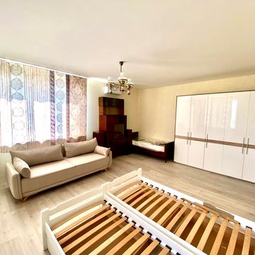 Миколи Руденка бульв. (Кольцова), 14-Д