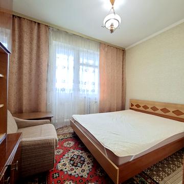 Оболонський просп., 30