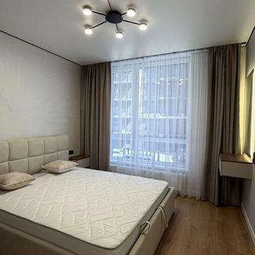 Героїв Миколаєва вул., (Будинок 3)