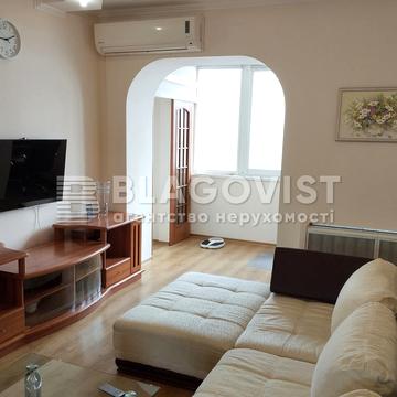 Анни Ахматової вул., 13-Б