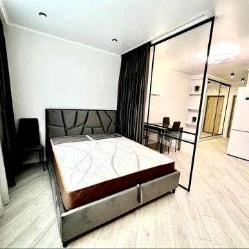 Варненська вул., 29