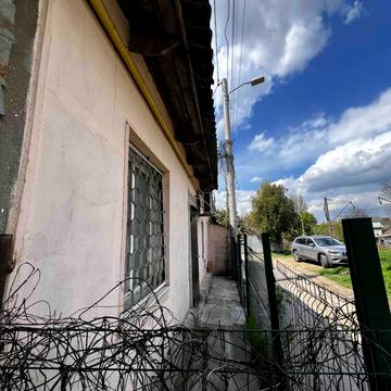 Кордонна вул., 76-В