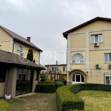 Київська вул.