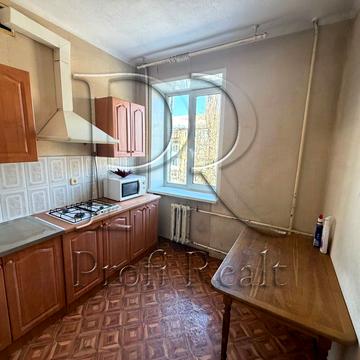 Соборності просп. (Воззєднання), 10/1