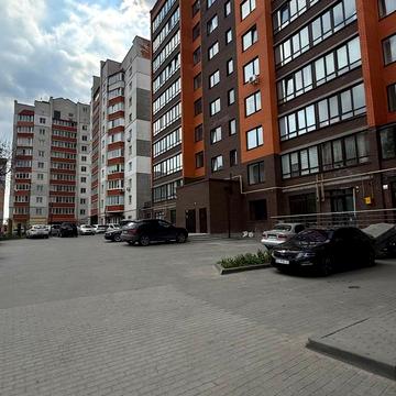 Петра Болбочана вул. (Городовікова), 3/1