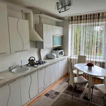 Ігоря Дорошенка вул. (Ціолковського), 12