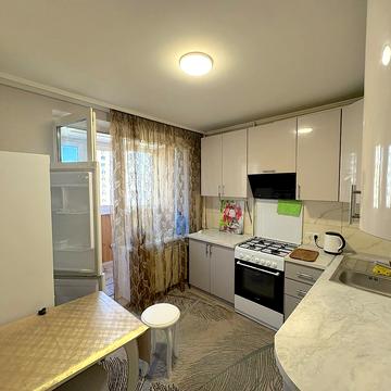 Оксани Вороніної пров. (Металістів), 1