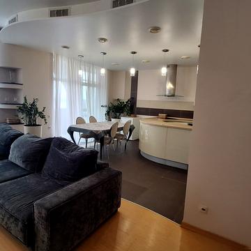 Науки просп. (Леніна), 77