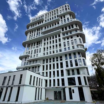 Івана Раковського вул., (Будинок 1)