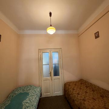 Олени Степанівни вул. (Ленінградська), 7