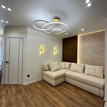 Романа Левицького вул., (Будинок 7)